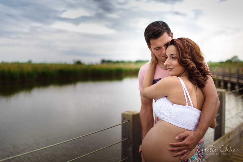 Séance photo femme enceinte dans la nature Estelle Chhor photographe