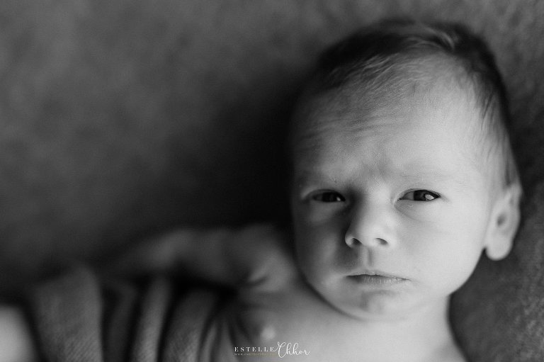 portrait bébé éveillé photographe naissance hérault